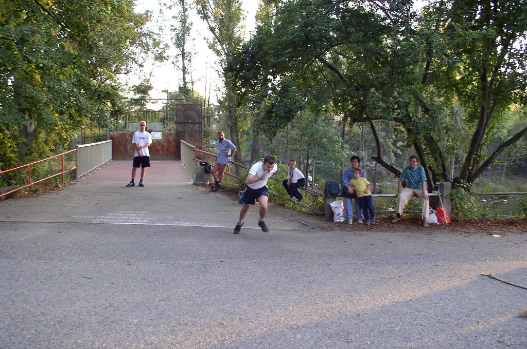 B�h strm� do z�meck�ho vrchu 18.9.2003