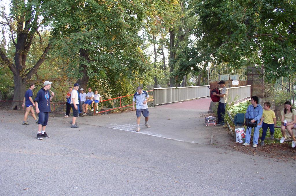 B�h strm� do z�meck�ho vrchu 18.9.2003