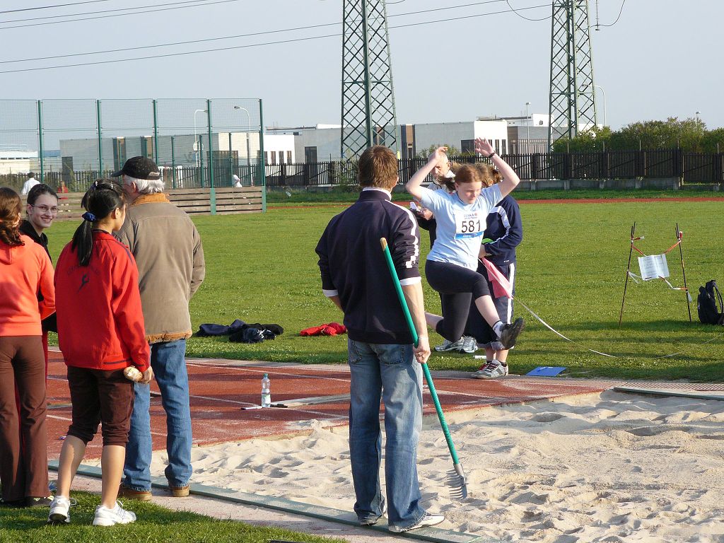 P�ebor Prahy - atletika - dorostenky a �eny 20.4.2008