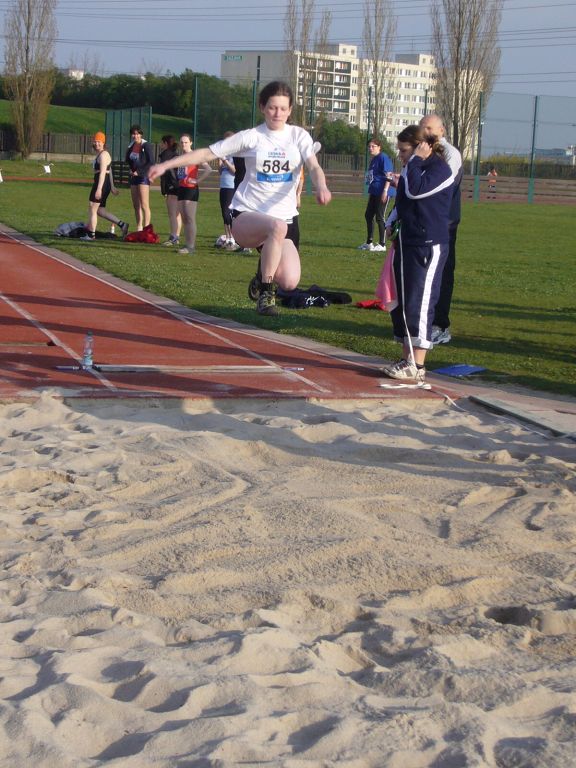 P�ebor Prahy - atletika - dorostenky a �eny 20.4.2008