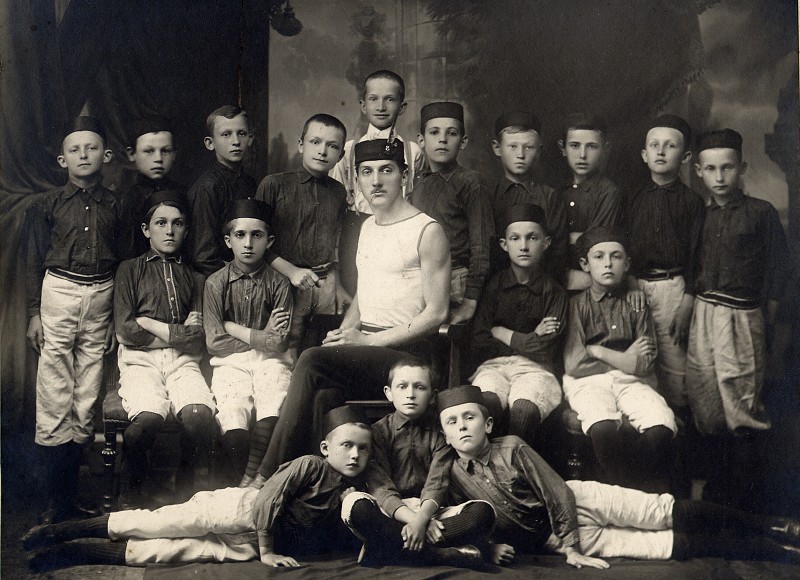 Archiv Sokola Libe� - �innost �len�, Slety