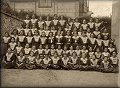 1910 - ��kyn� (fotografie na dvorku sokolovny)