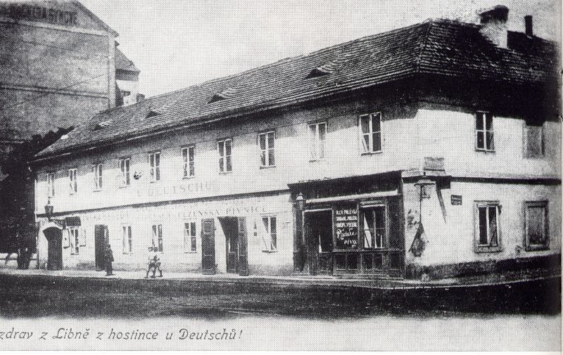 Archivn� fotografie sokolovny 1884(1909)-2006