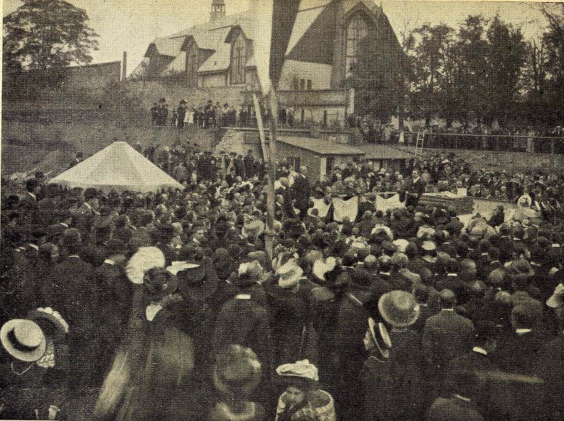 Archivn� fotografie sokolovny 1884(1909)-2006
